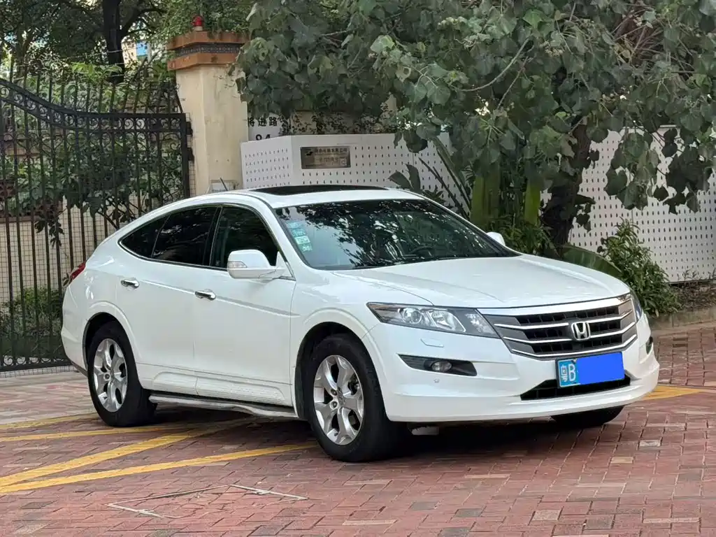 Honda Crosstour — миниатюра 3