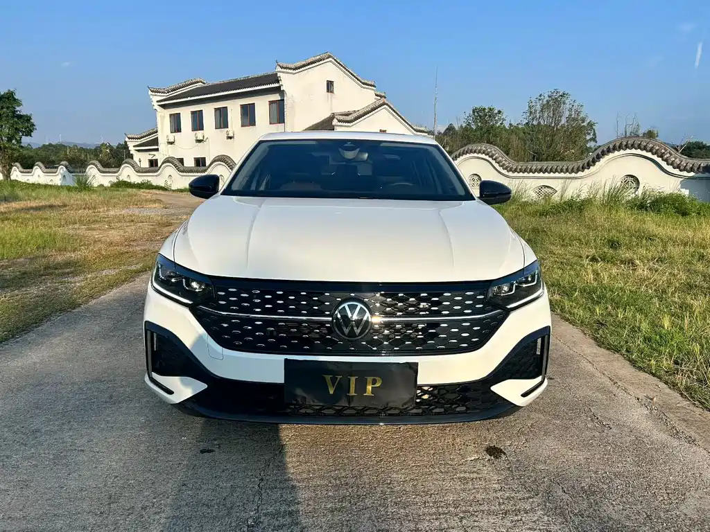 Volkswagen Lavida — миниатюра 2