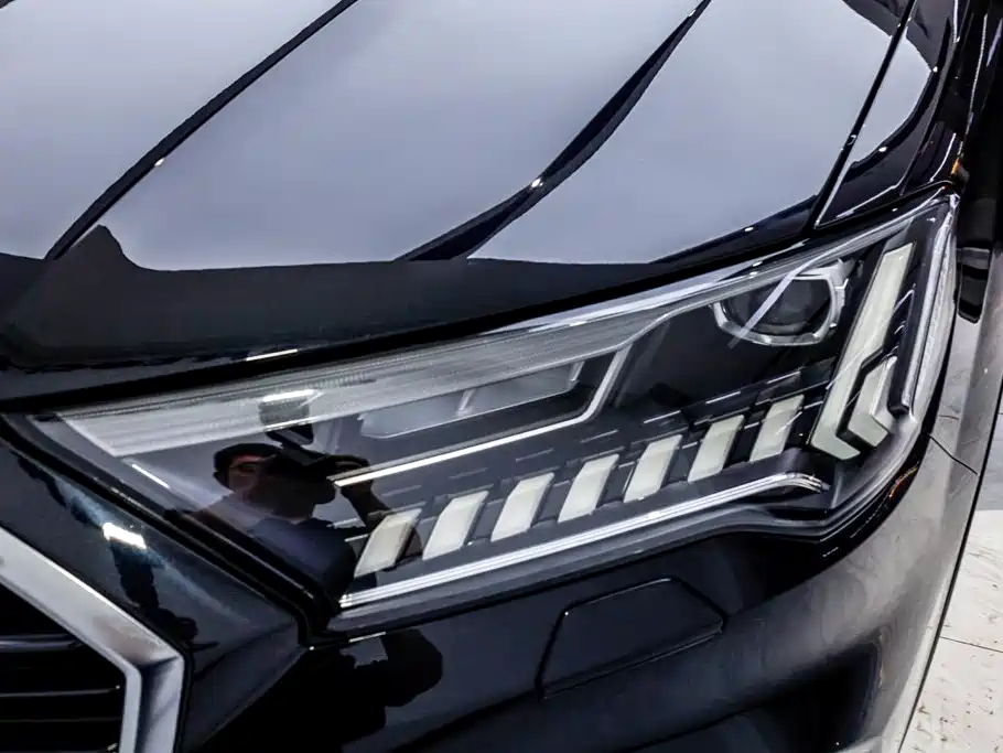 Audi Q7 — миниатюра 36