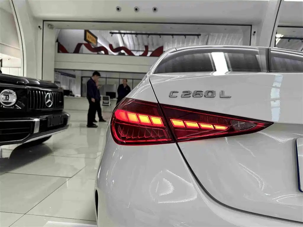 Mercedes-Benz C-Class — миниатюра 36
