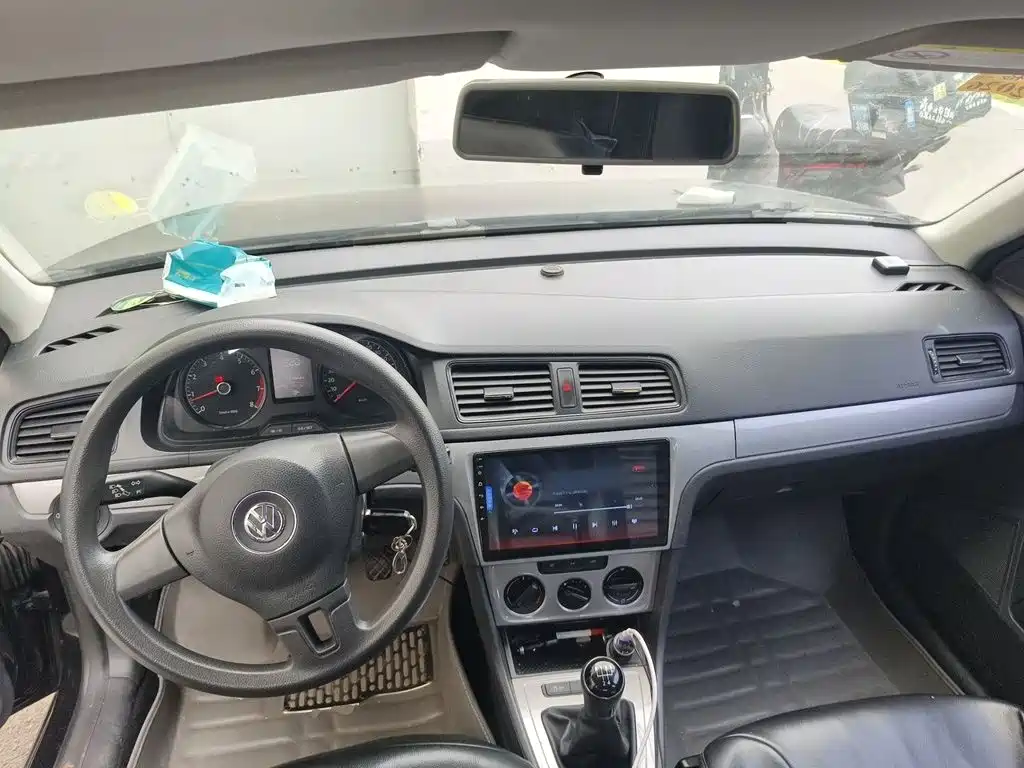 Volkswagen Lavida — миниатюра 6