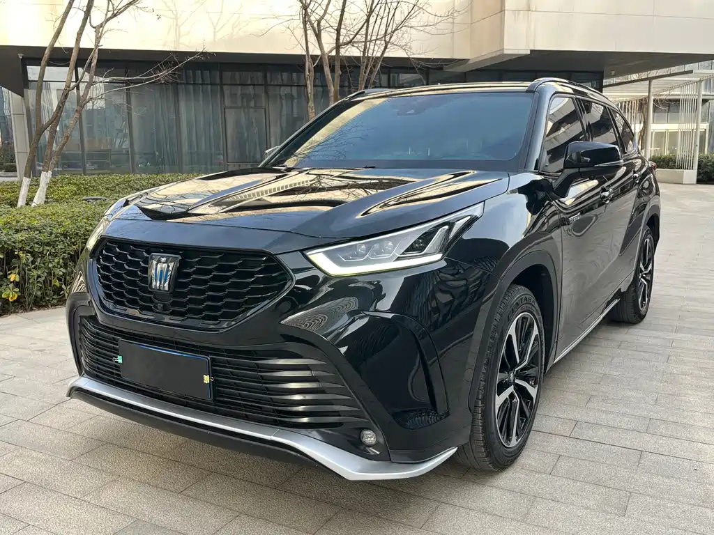 TOYOTA CROWN LUFANG