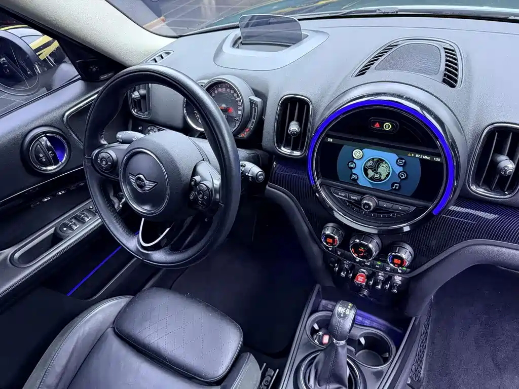 MINI Mini Countryman — миниатюра 11