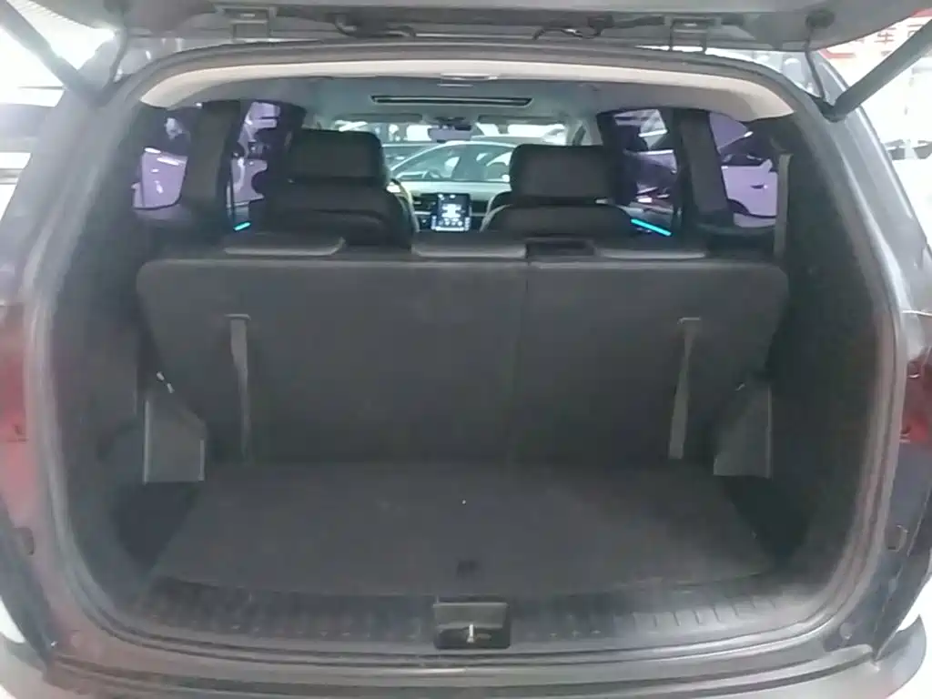 Hyundai Custo — миниатюра 19