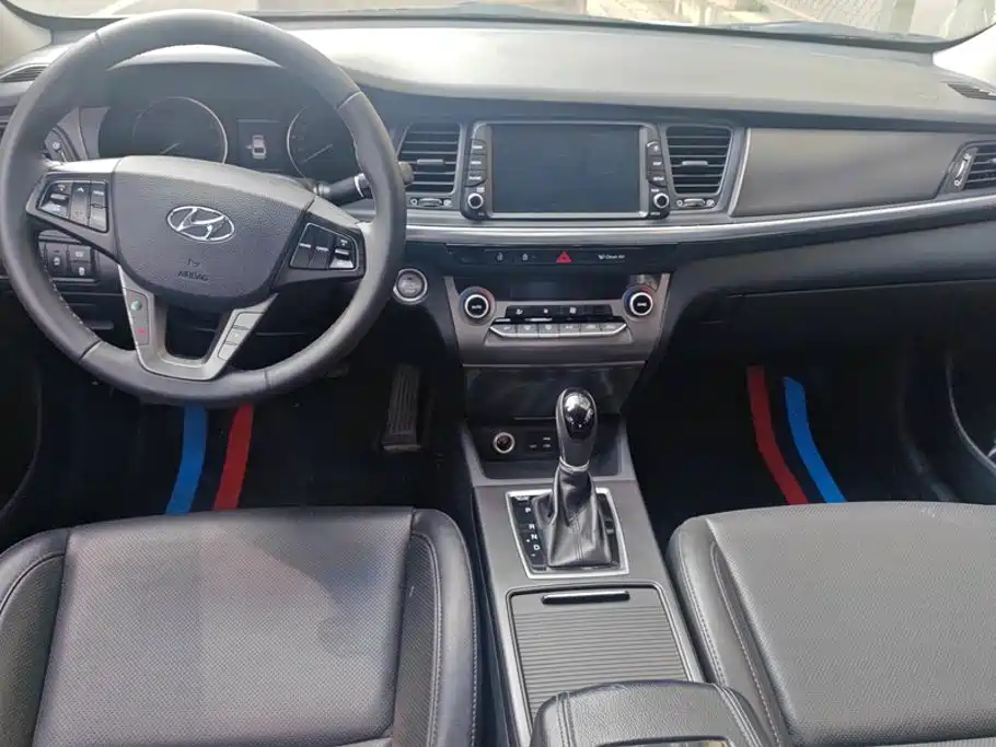 Hyundai Mistra — миниатюра 12