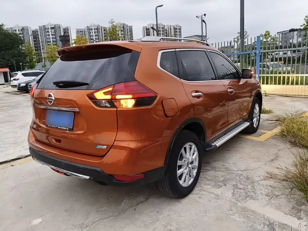 Nissan X-Trail — миниатюра 7