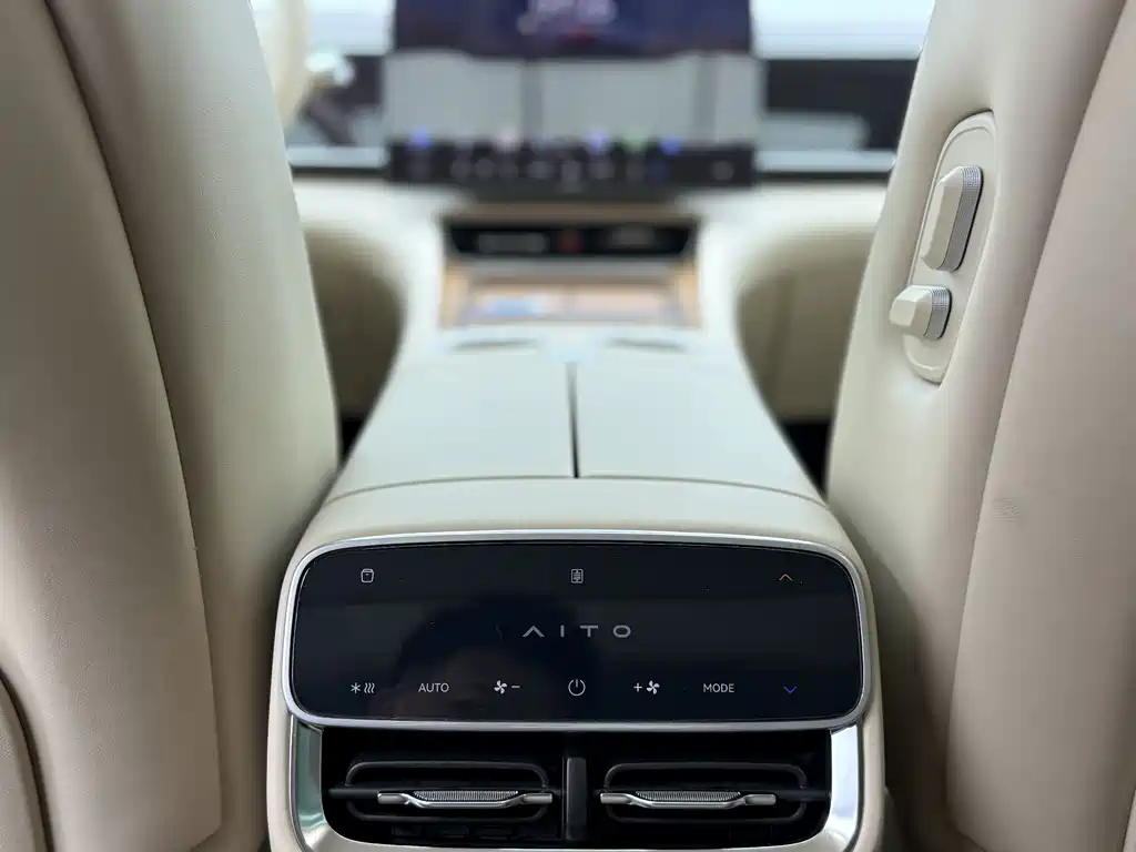 AITO AITO M7 — миниатюра 18