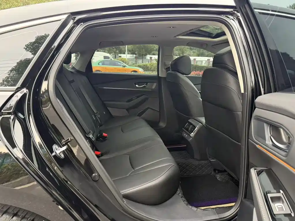 Honda Accord 2025 Sport 260TURBO Luxury