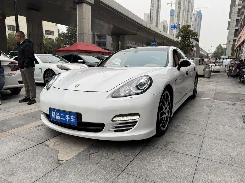 Porsche Panamera 2011