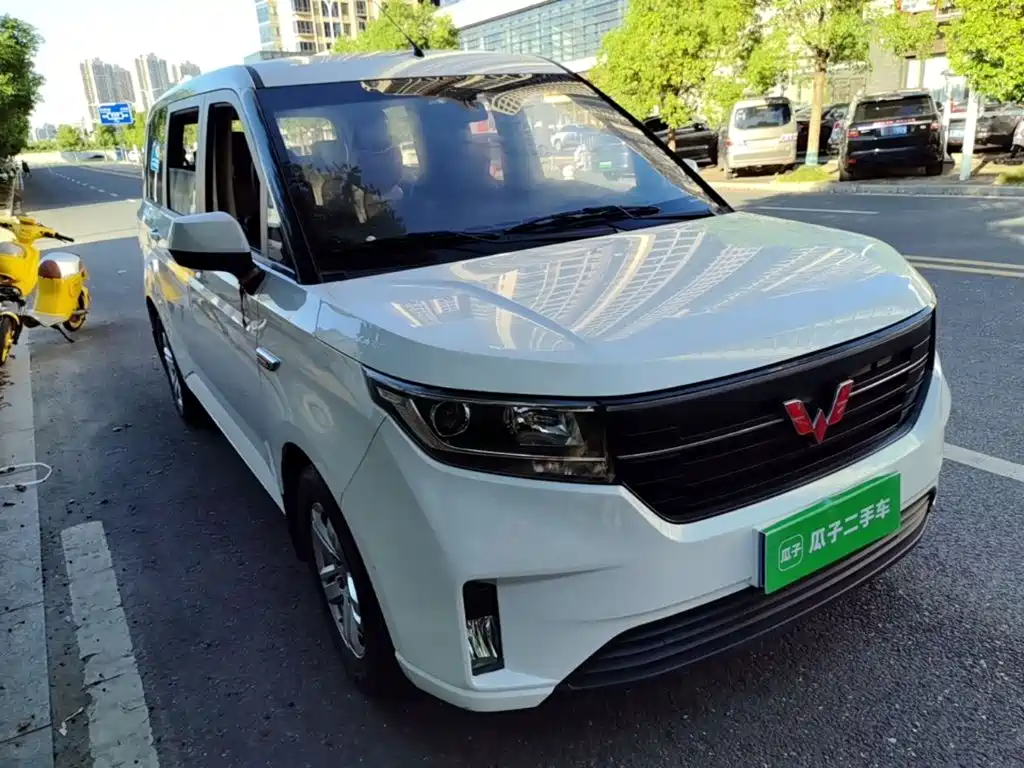 Wuling Hongguang PLUS — миниатюра 4