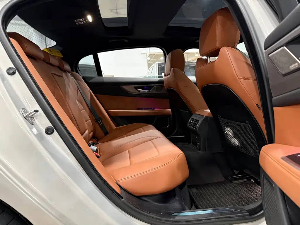 Jaguar XEL — миниатюра 15