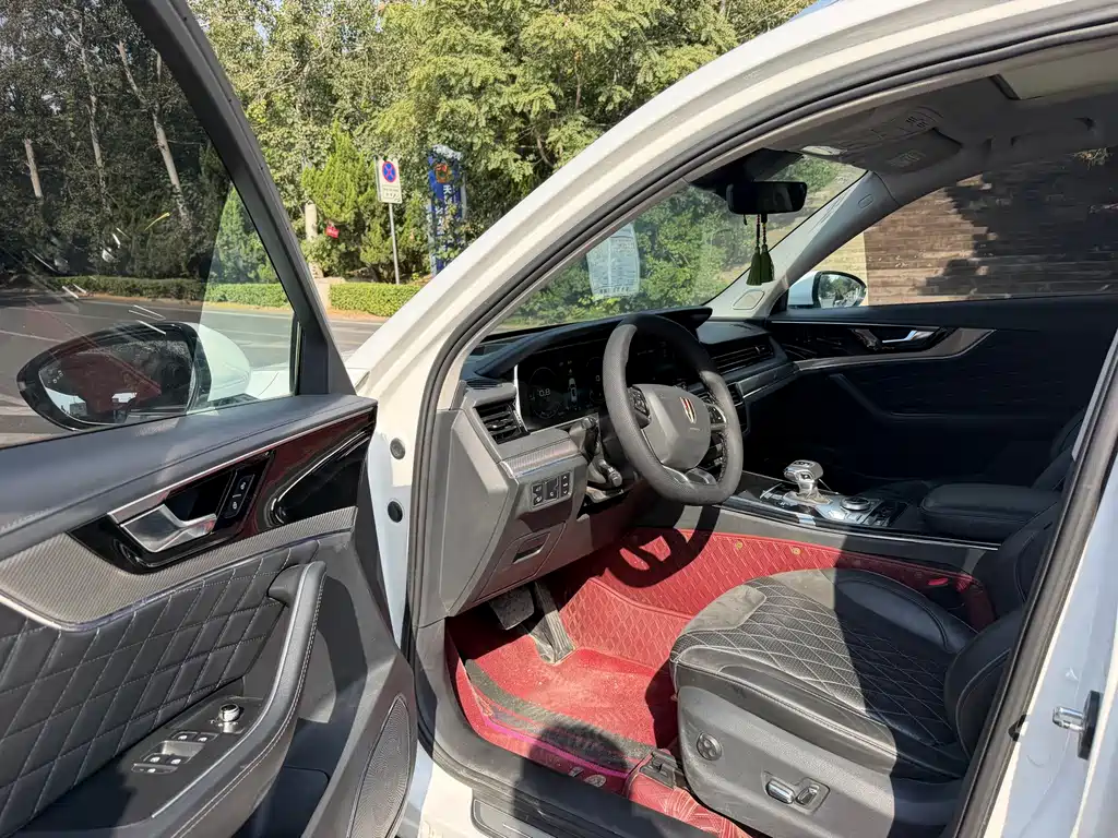 Hongqi Hongqi HS5 — миниатюра 9