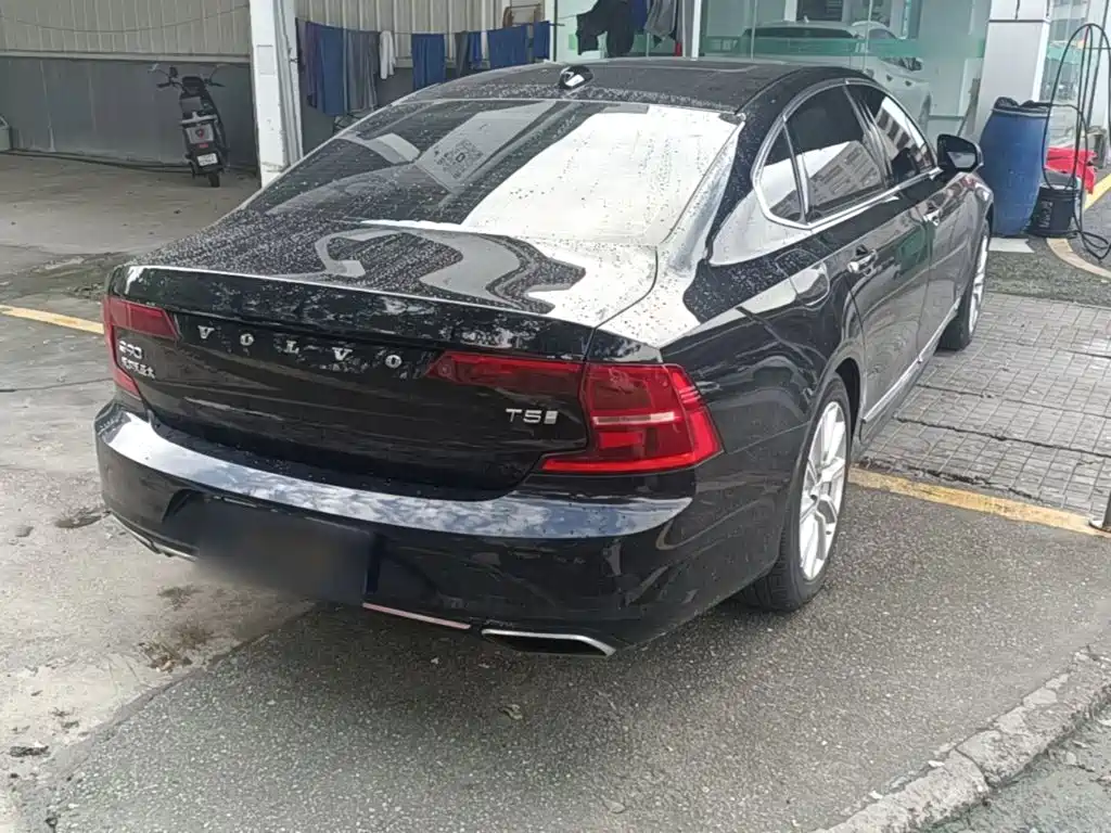 Volvo S90 — миниатюра 7