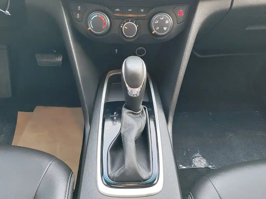 Chevrolet Cavalier — миниатюра 14