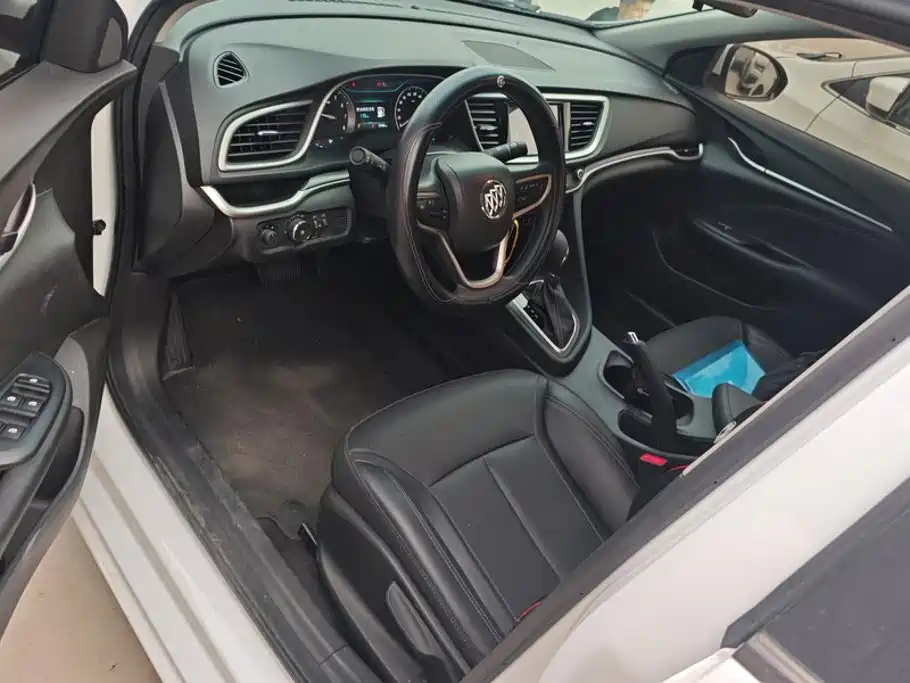 Buick Excelle — миниатюра 9