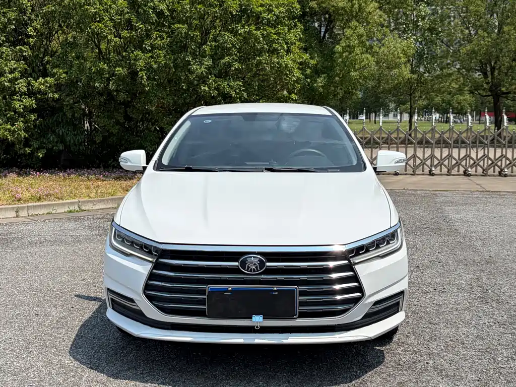 BYD Qin — миниатюра 2