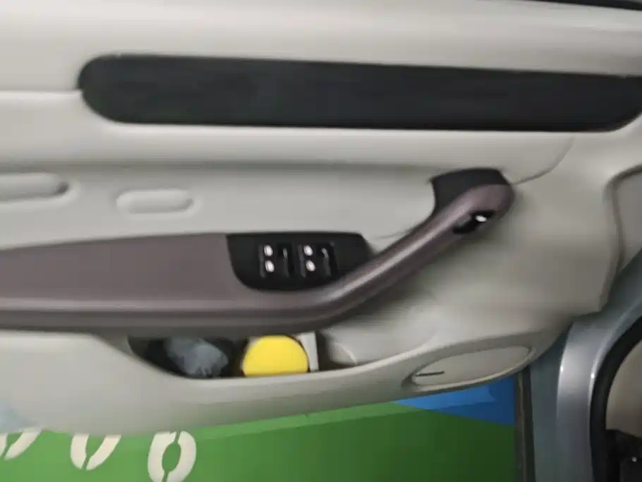 Leapmotor Leapmotor C11 — миниатюра 7
