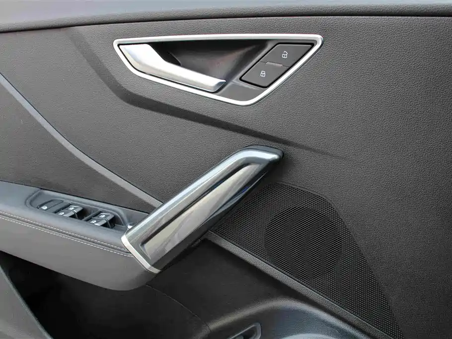 Audi Q2L — миниатюра 8