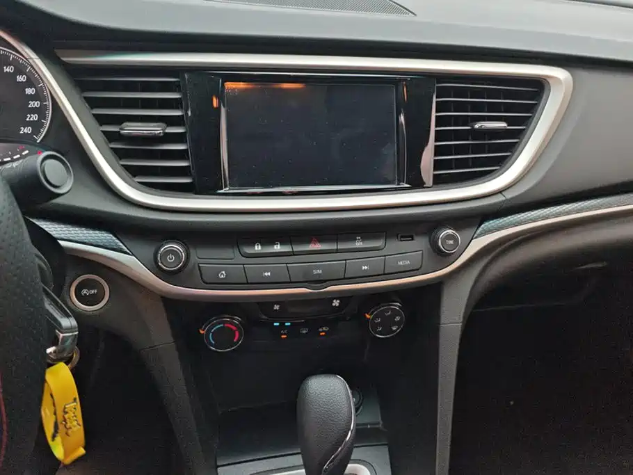 Buick Excelle — миниатюра 13