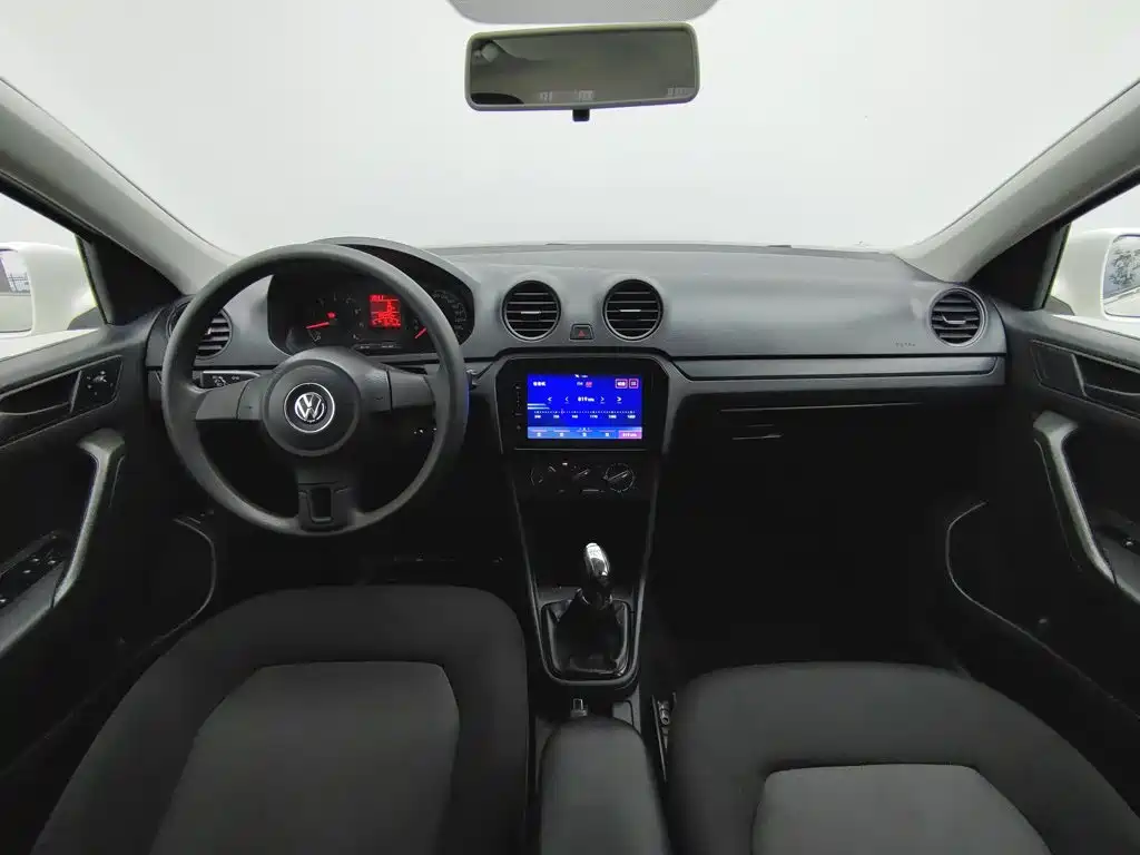 Volkswagen Jetta — миниатюра 5