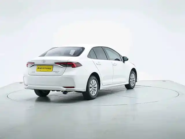 Toyota Corolla — миниатюра 8