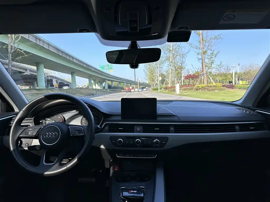 Audi A4L 2018 30 40 TFSI