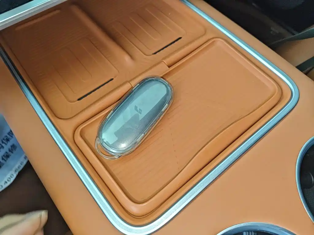 Li Auto Li L6 — миниатюра 9