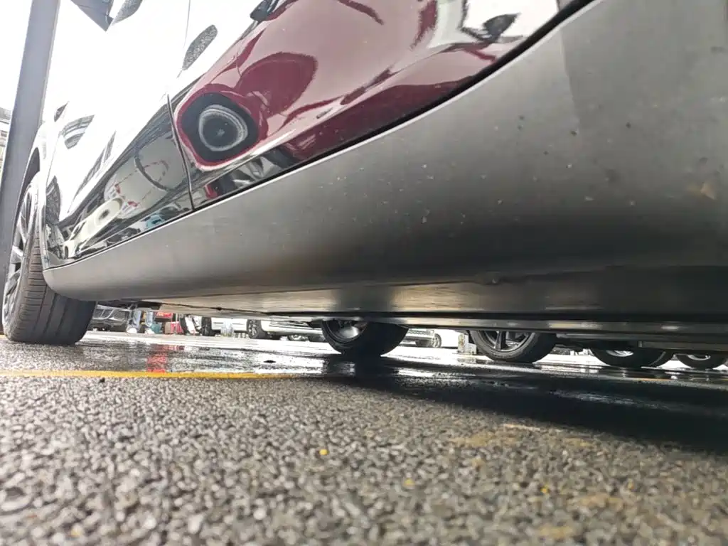 Tesla Model Y — миниатюра 22