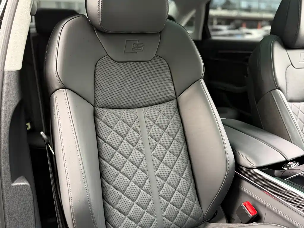 Audi S8 — миниатюра 19