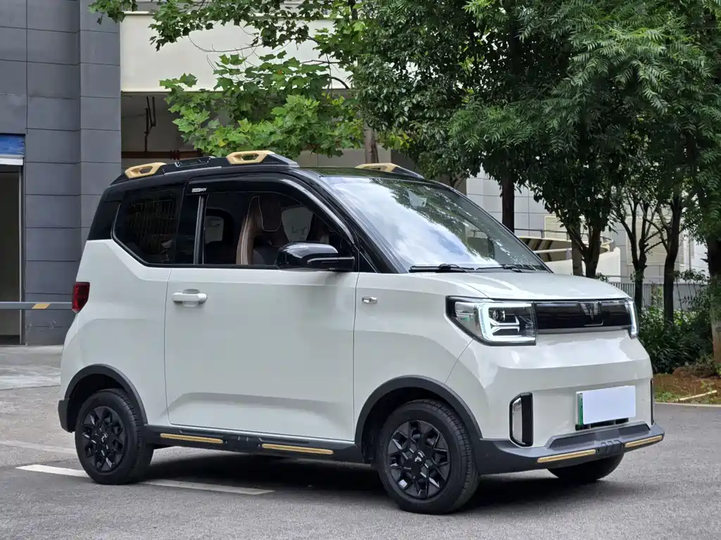 Wuling MINIEV — миниатюра 4