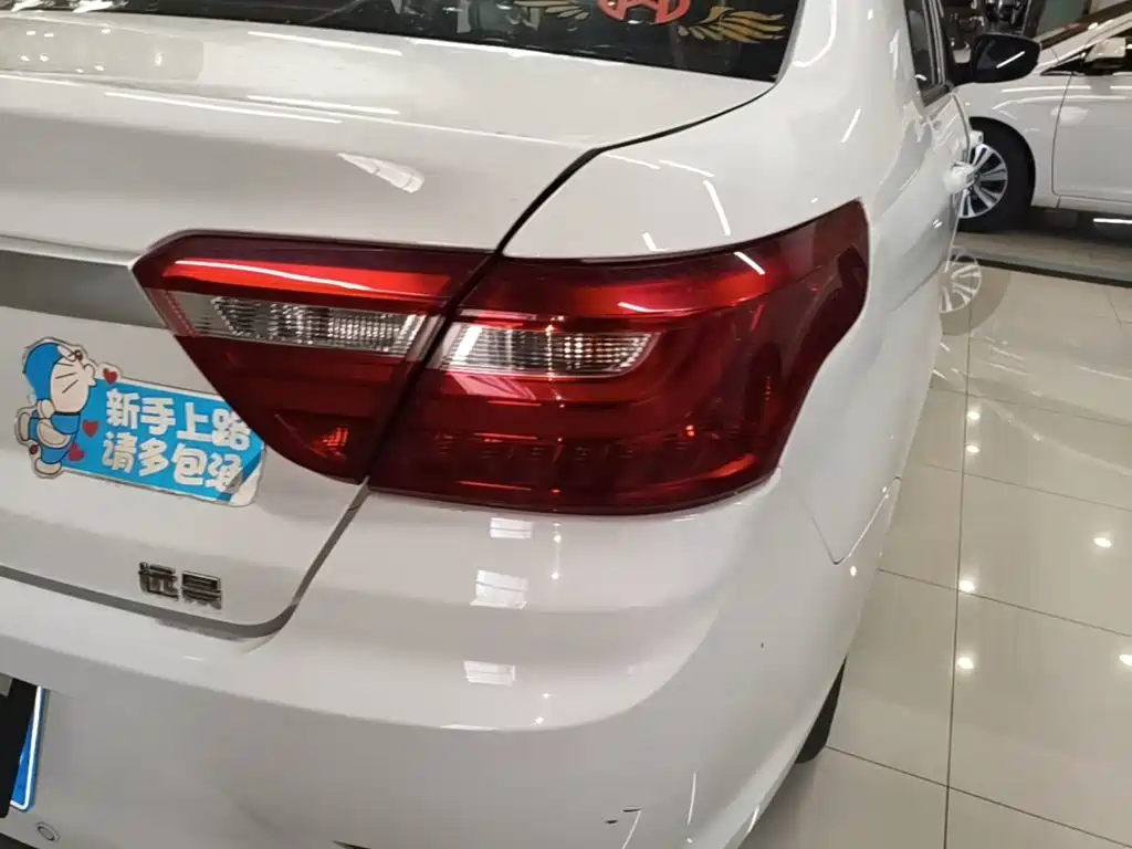 Geely Vision — миниатюра 8
