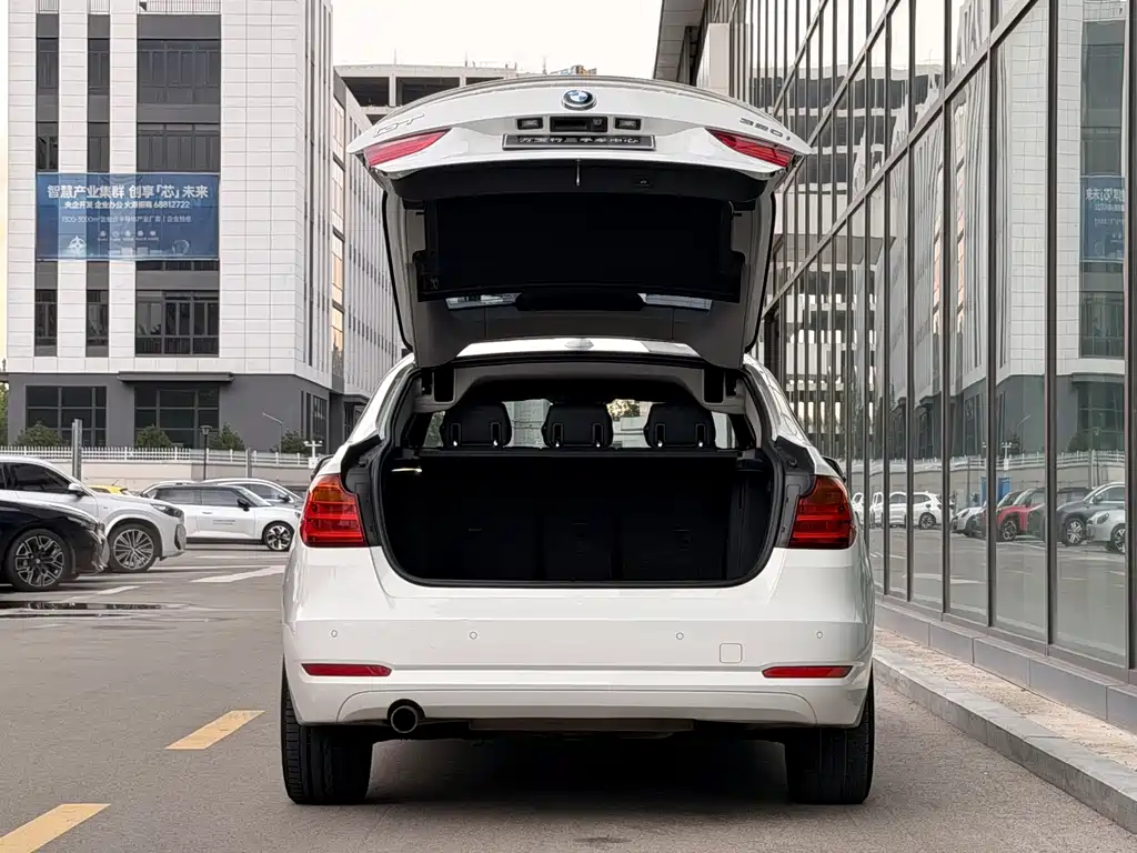 BMW 3 Series GT — миниатюра 23