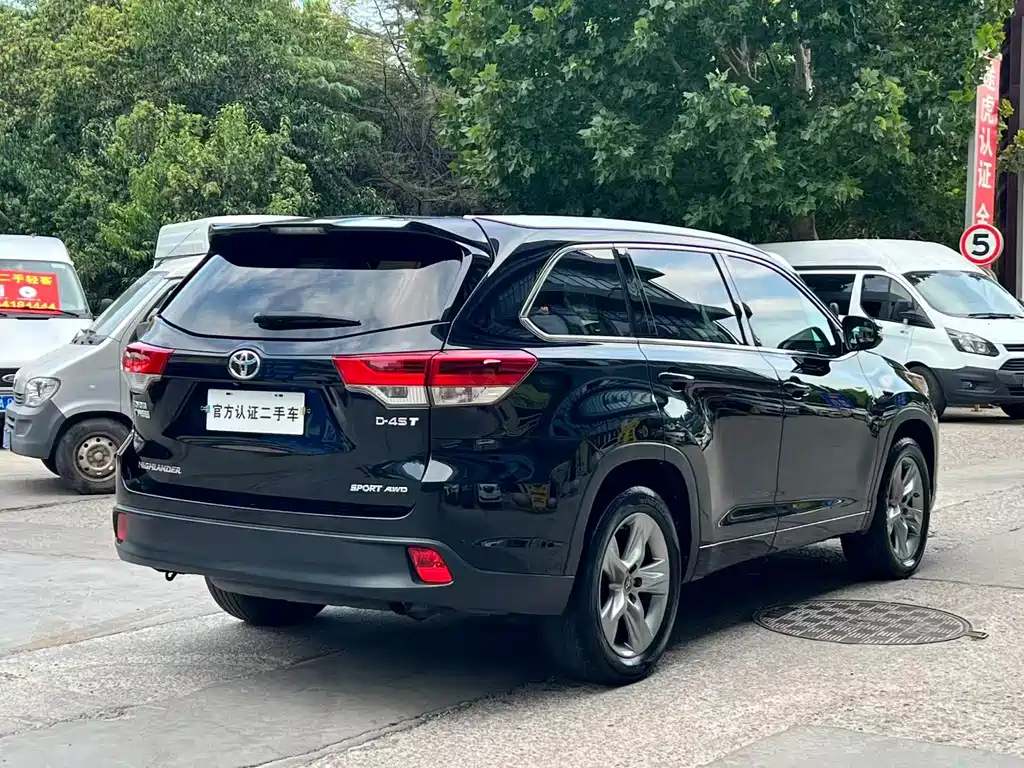 Toyota Highlander — миниатюра 7