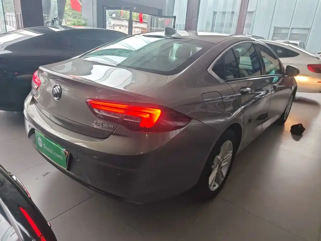 Buick Regal — миниатюра 7