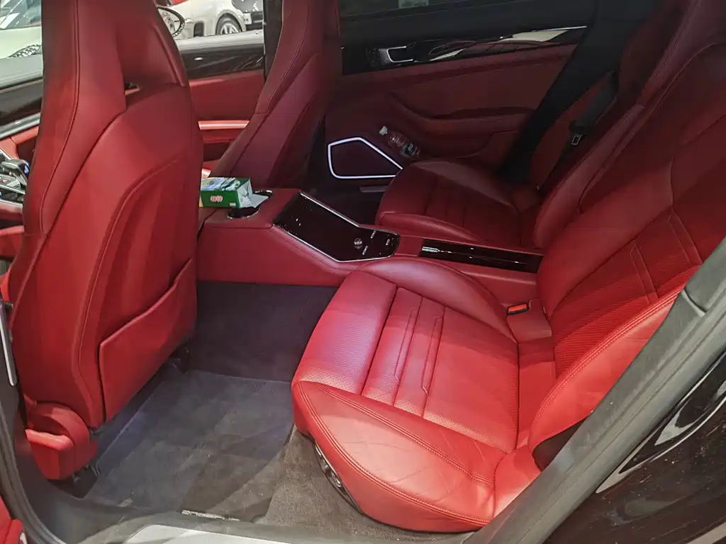 Porsche Panamera — миниатюра 4