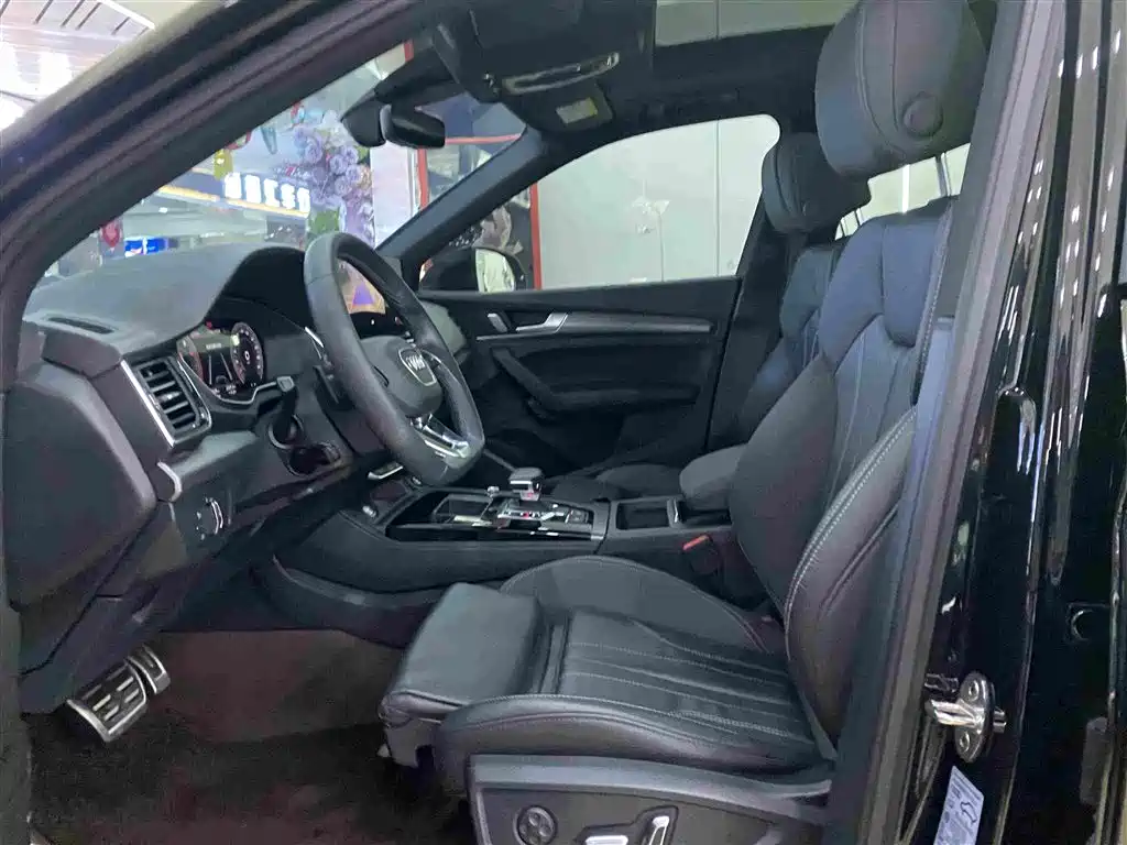 Audi Q5L — миниатюра 6