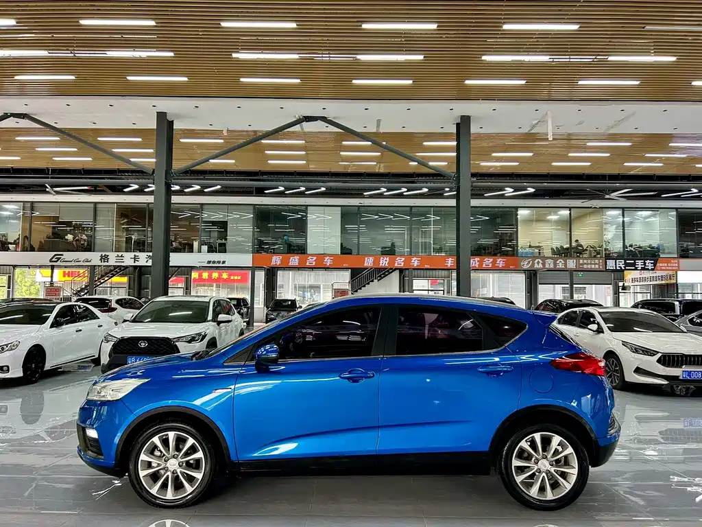 Geely Emgrand GS — миниатюра 14