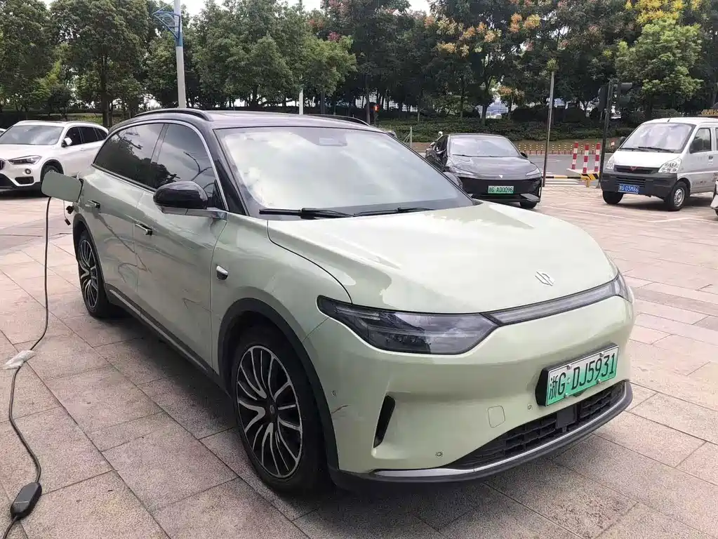 Leapmotor Leapmotor C11 — миниатюра 2