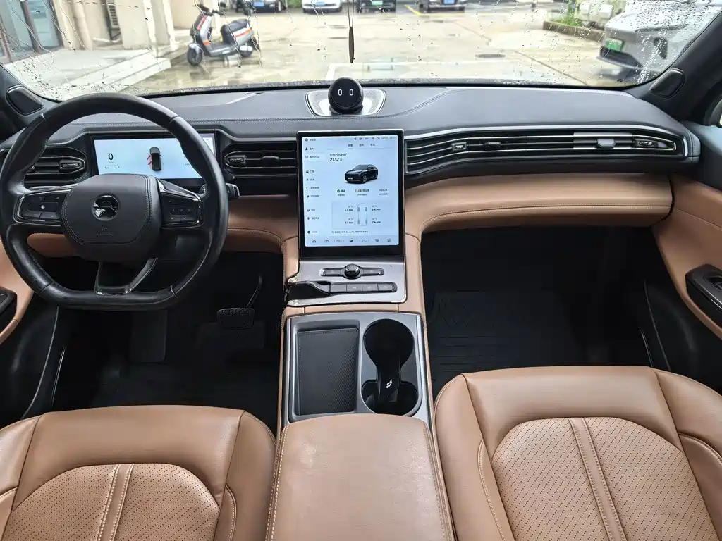 NIO ES6 — миниатюра 9