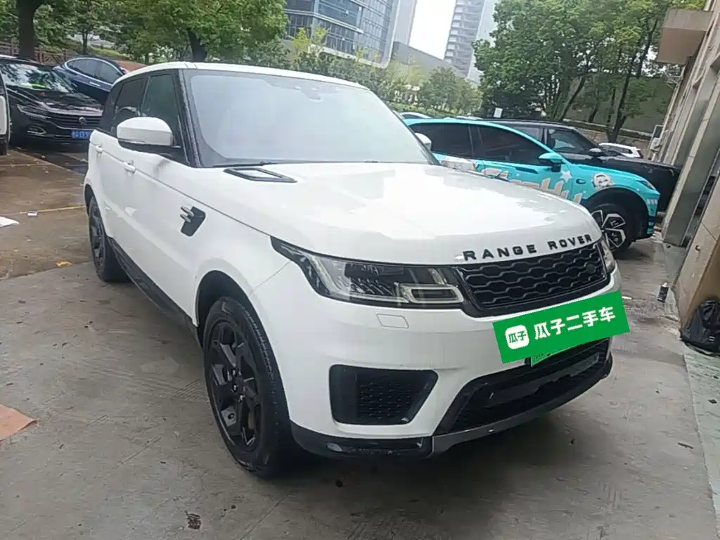 Land Rover Sport PHEV — миниатюра 4