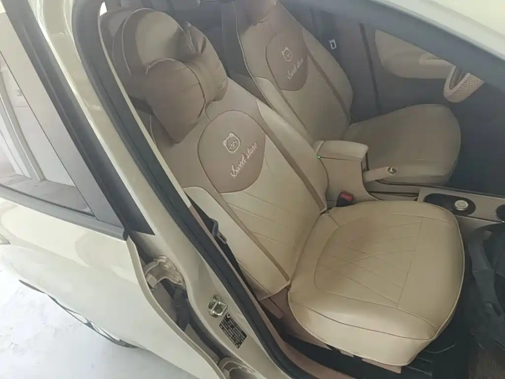 Wuling MINIEV — миниатюра 25