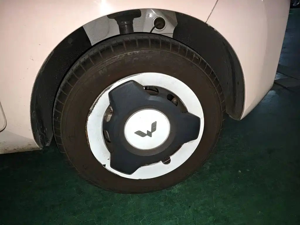 Wuling MINIEV — миниатюра 25