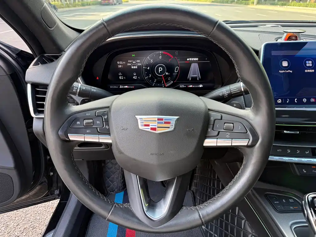 Cadillac CT5 — миниатюра 6