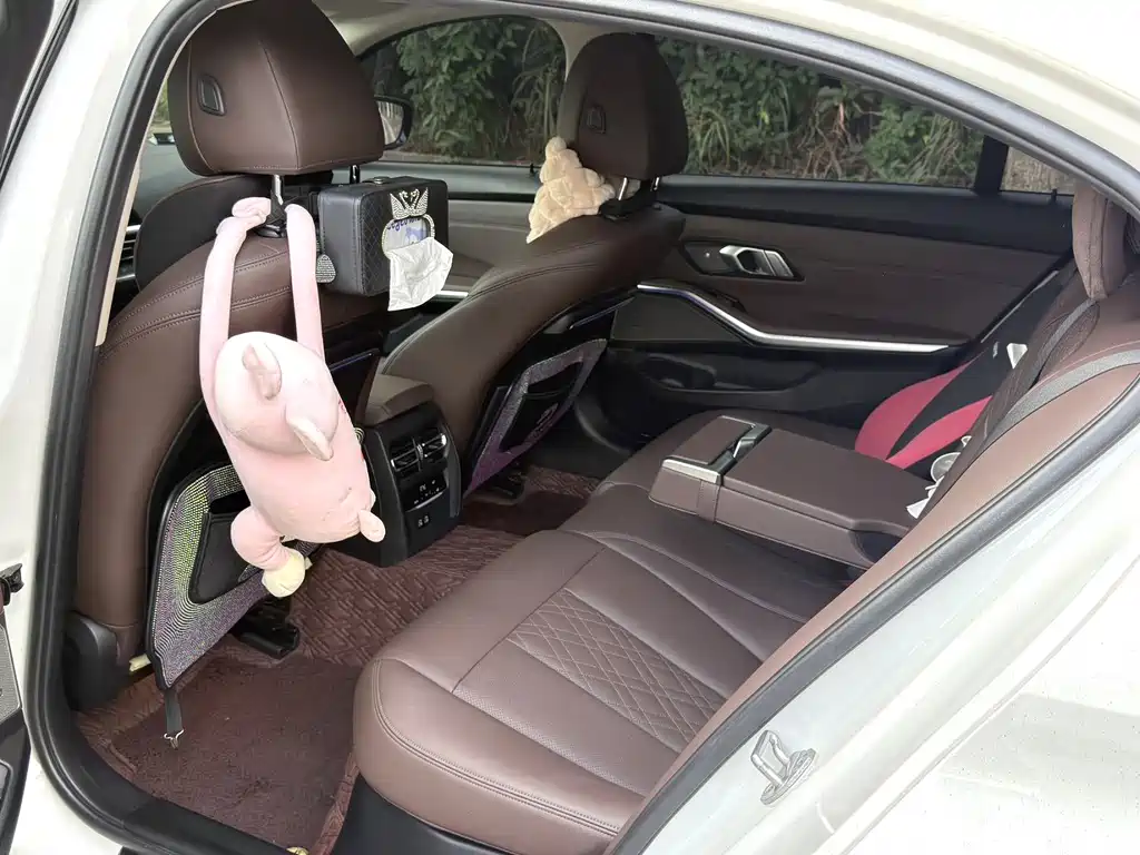 BMW 3 Series — миниатюра 4