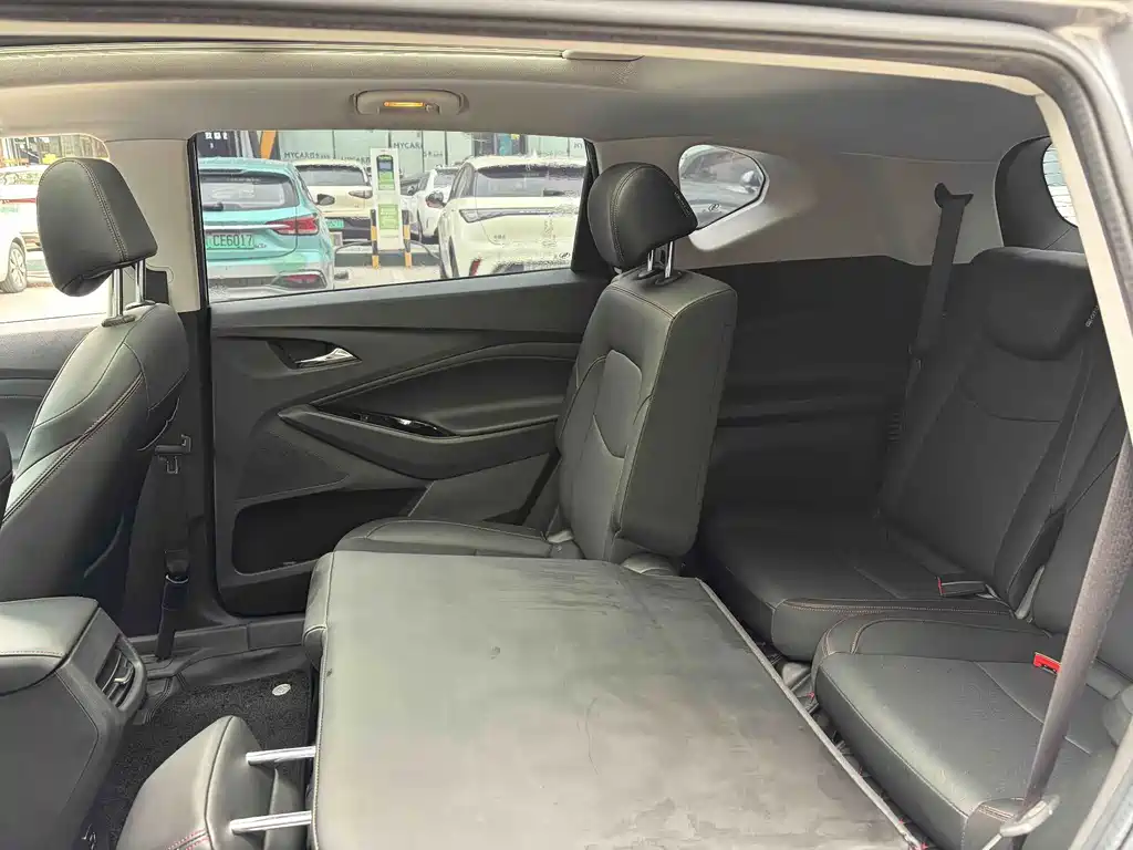 Chevrolet Volando — миниатюра 8