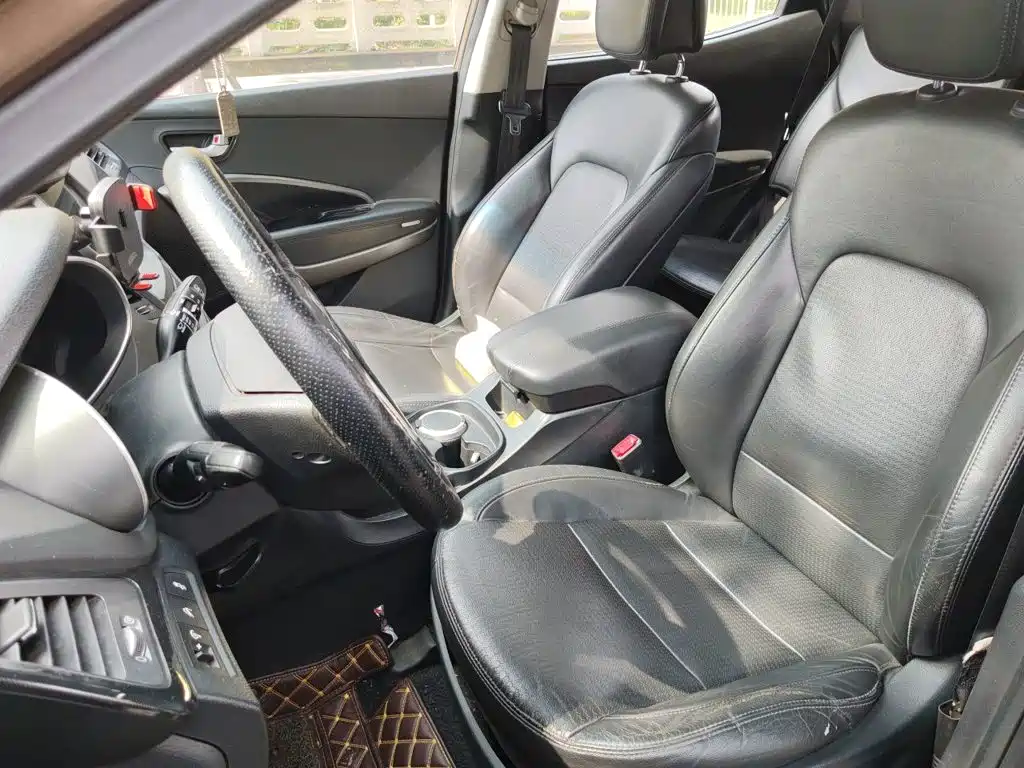Hyundai Santa Fe — миниатюра 11