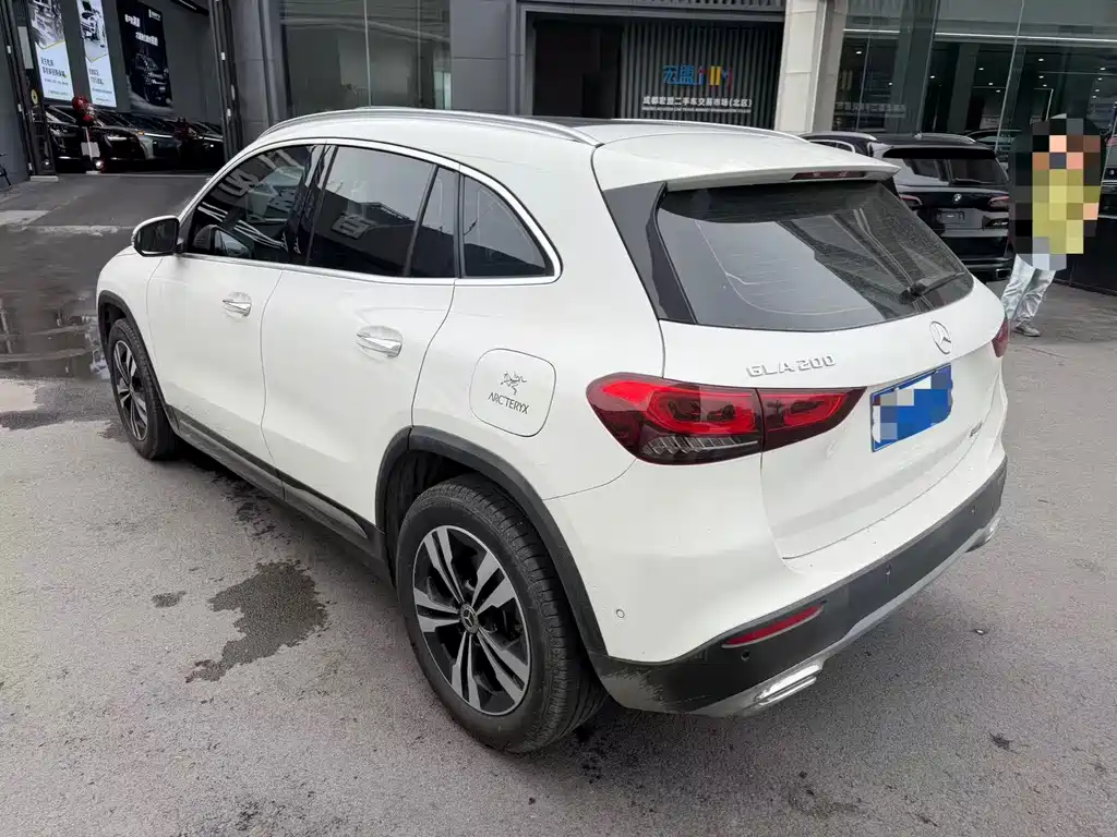 Mercedes-Benz GLA — миниатюра 7