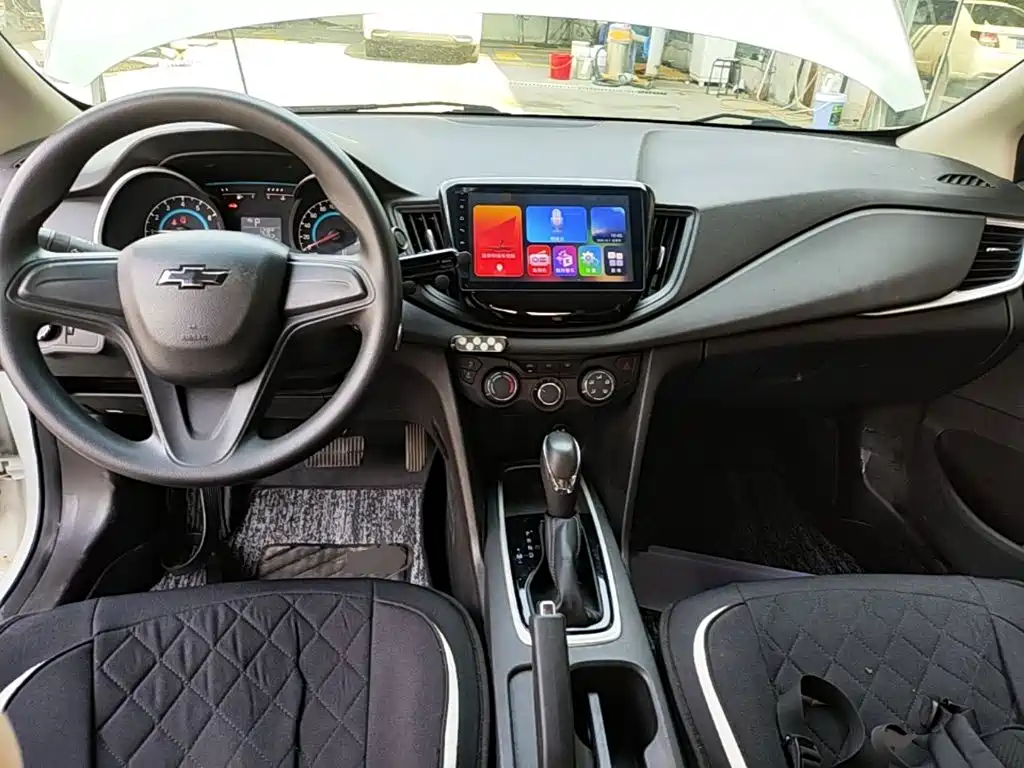 Chevrolet Cavalier — миниатюра 10