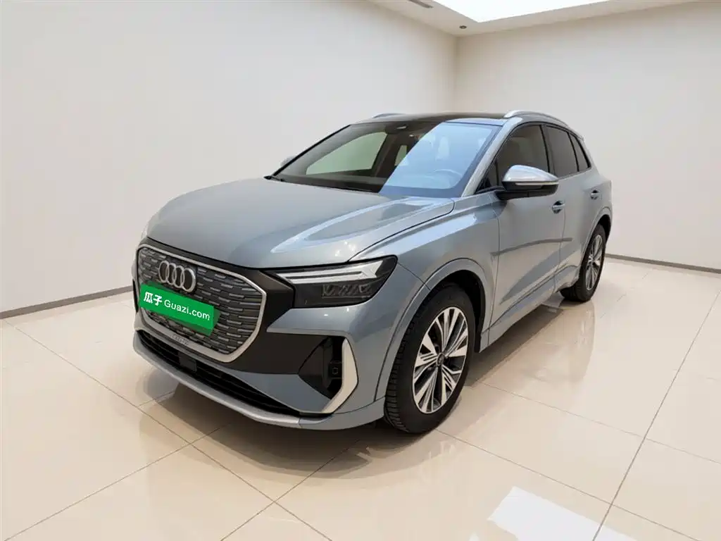 Audi Q4 e-tron 2024