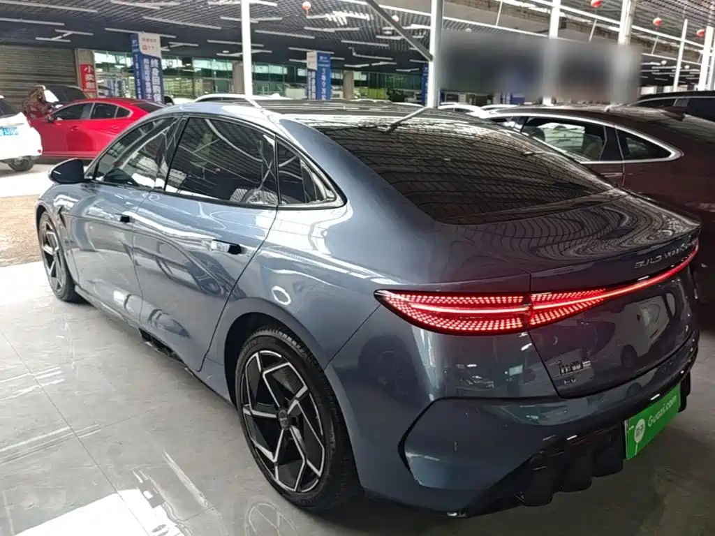 BYD Seal — миниатюра 5